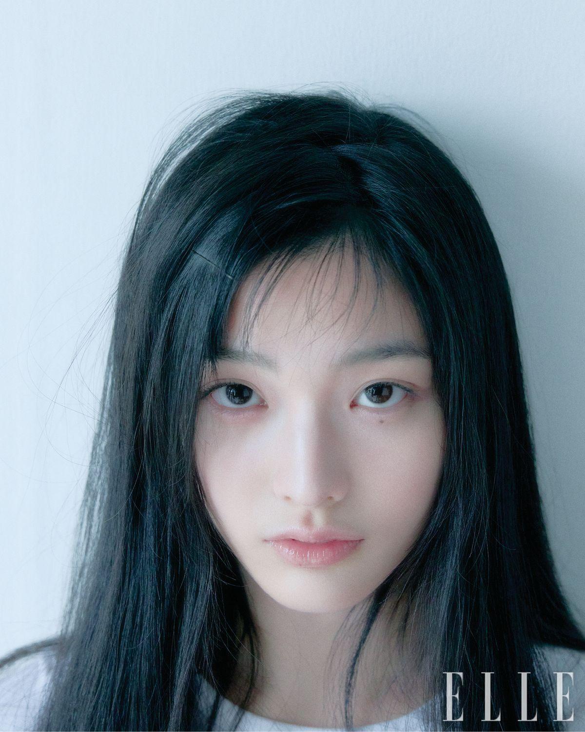 티셔츠는 스타일리스트 소장품.