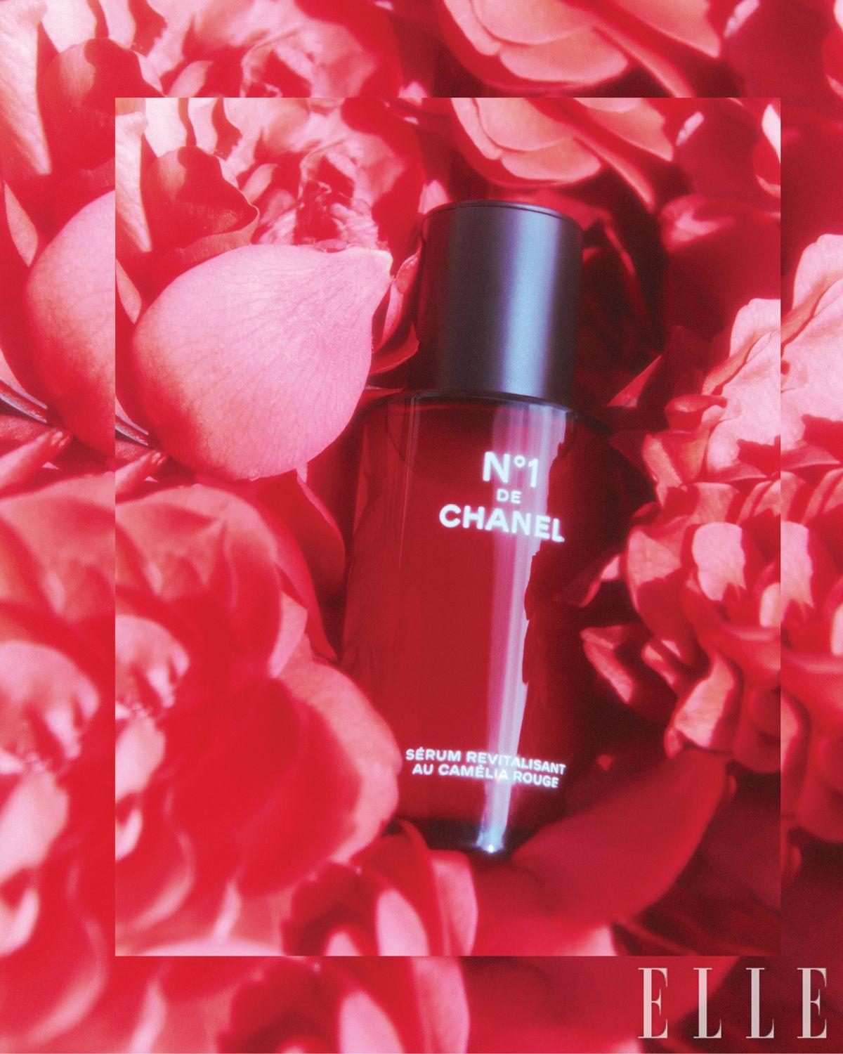 N°1 DE CHANEL 레드 까멜리아 세럼, 50ml 22만원, 100ml 28만6천원, Chanel.