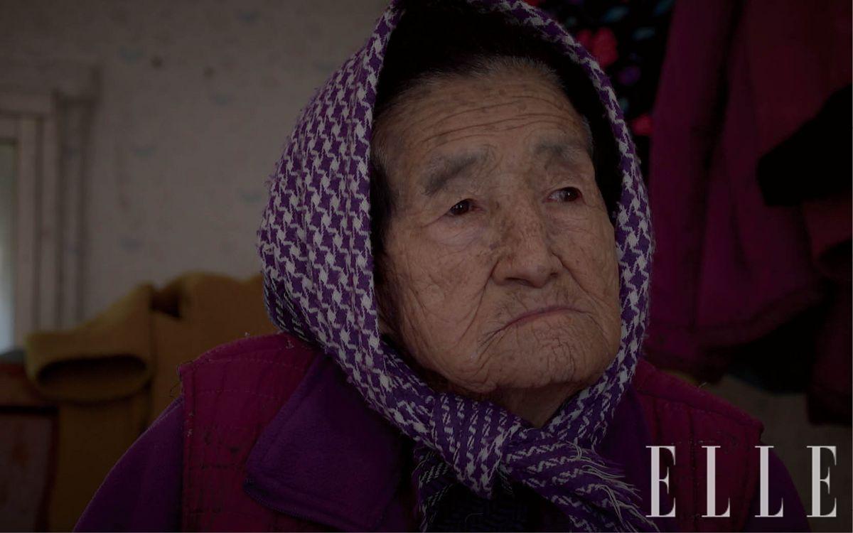 영화는 당시 18세 제주읍 오라리 출신의 양농옥, 20세 제주읍 화북리 출신의 박순석, 22세 표선면 가시리 출신의 박춘옥, 20세 표선면 가시리 출신의 김묘생, 23세 남제주군 의귀리 출신의 송순희 할머니의 증언을 담았다.