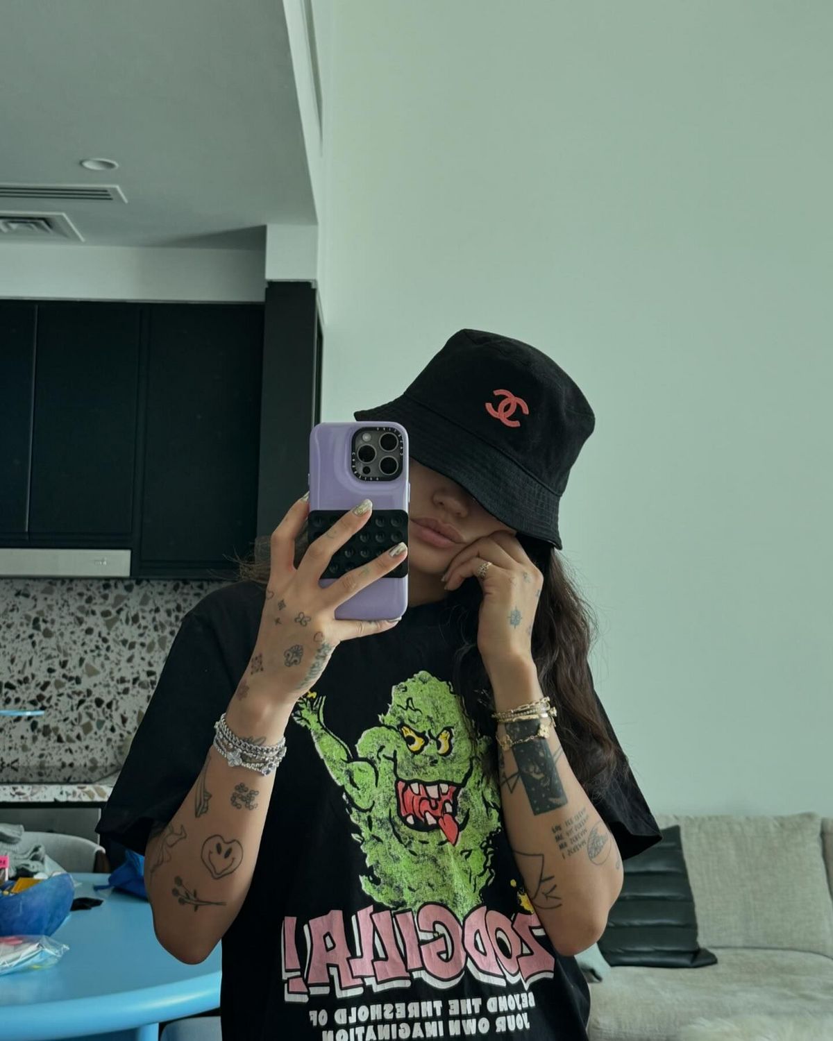 @peggygou_