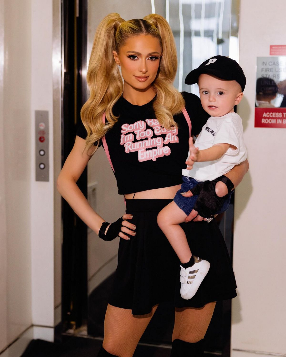 @parishilton