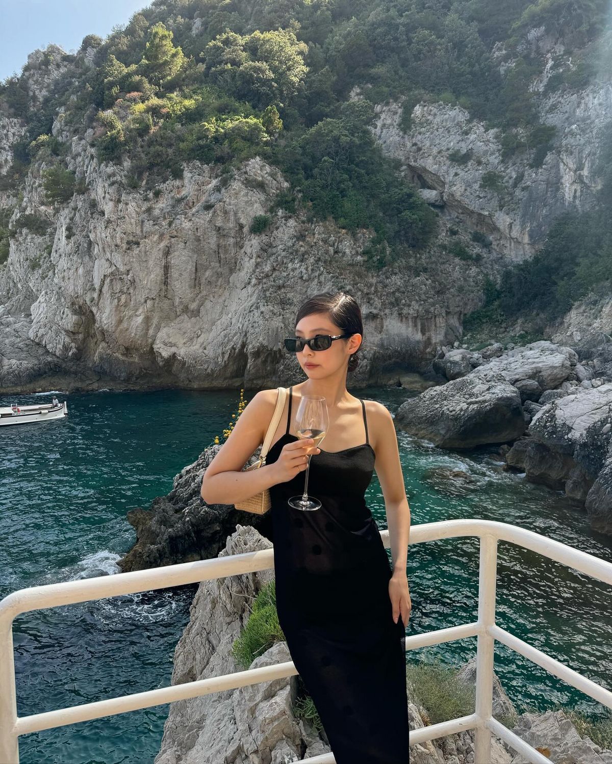 @jennierubyjane