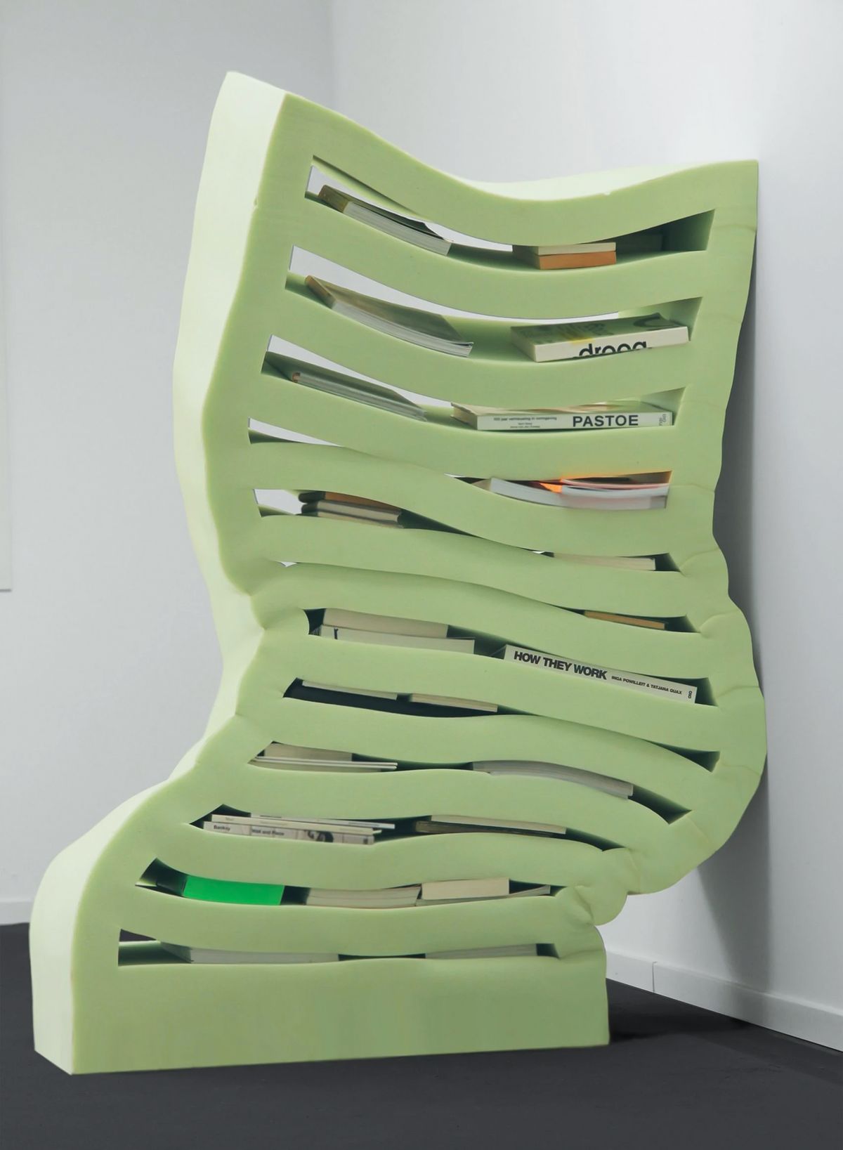 Soft Cabinets, Dewi Selina van de Klomp (2019)