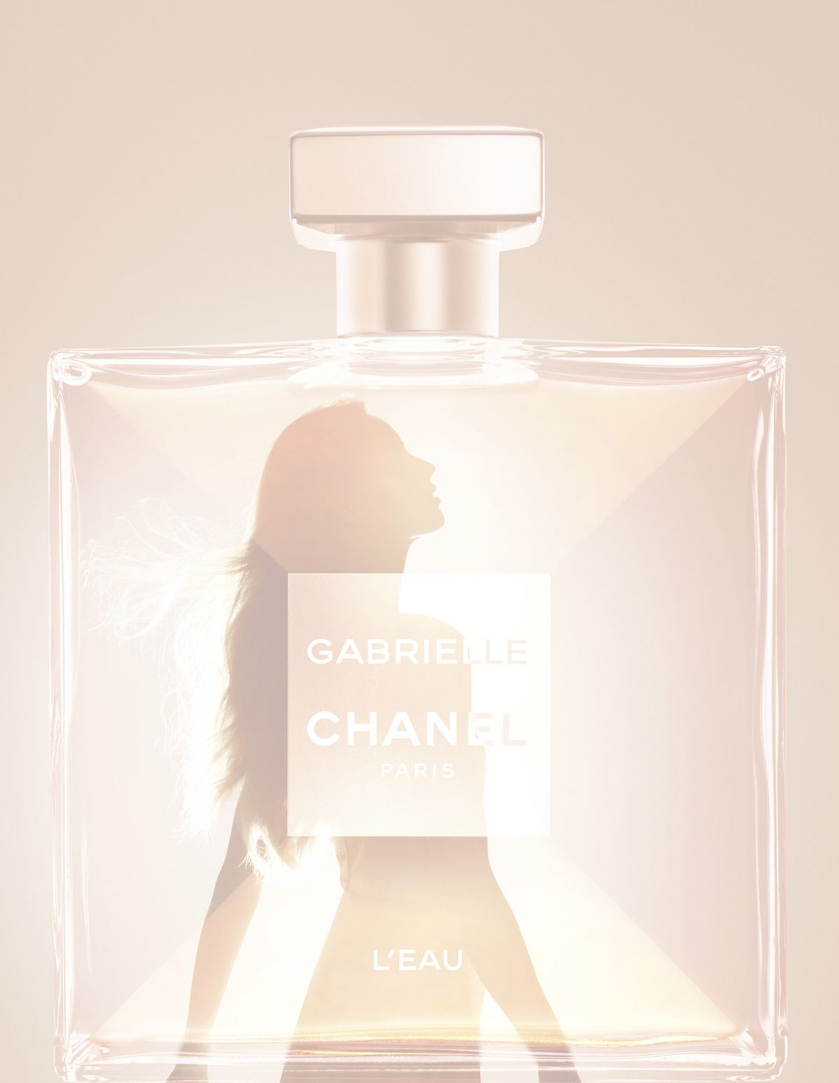 가브리엘 샤넬 로(L’EAU), 50ml 19만3천원, 100ml 27만5천원, Chanel.