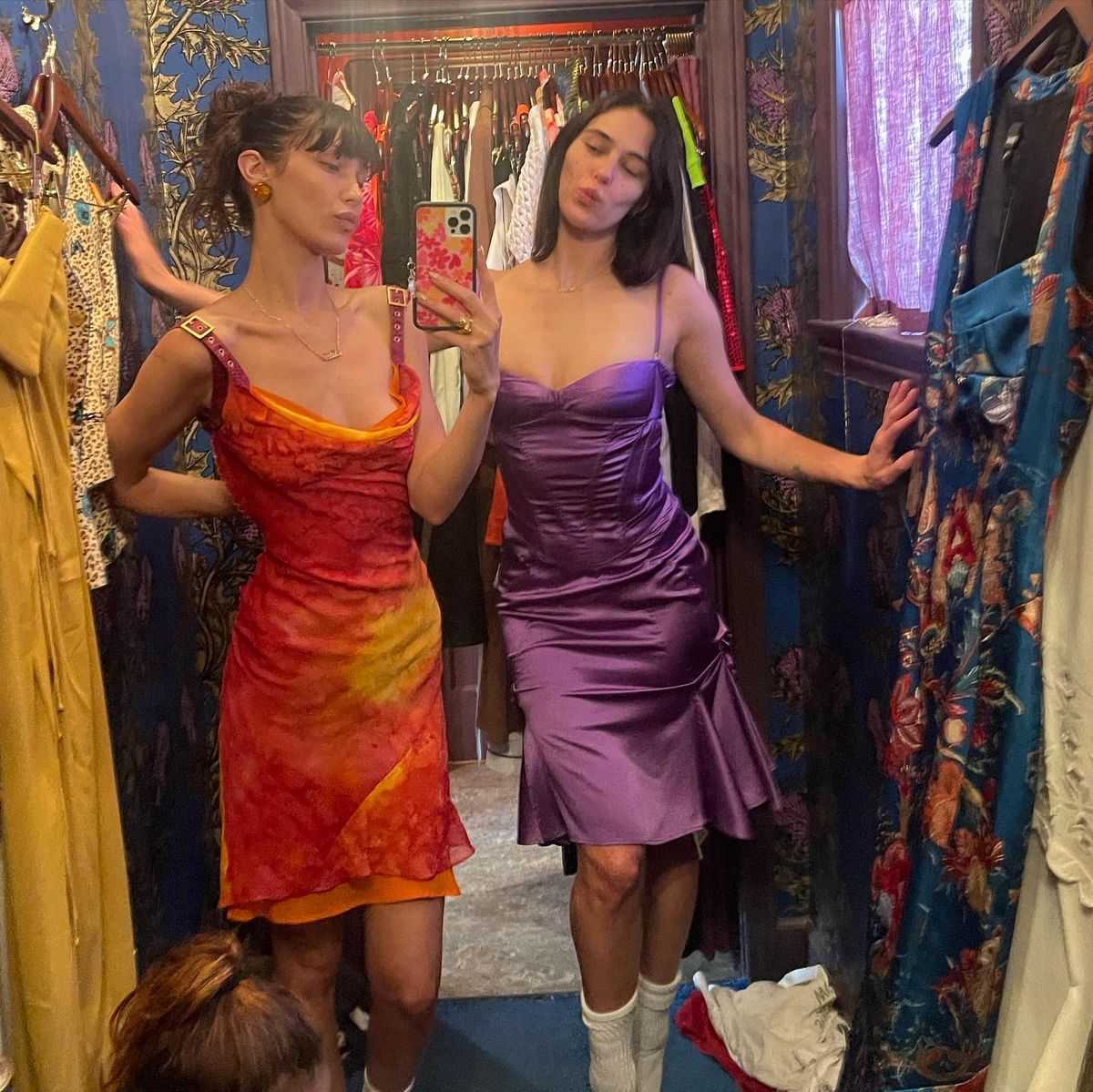 @bellahadid