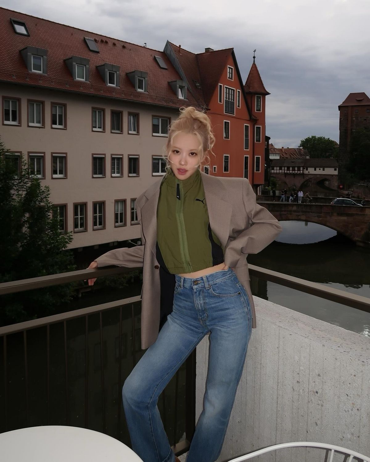 @roses_are_rosie