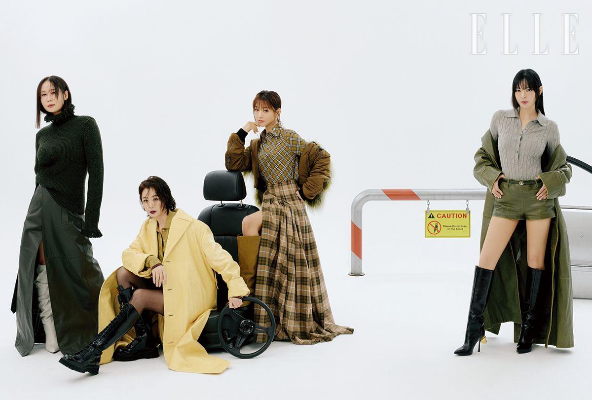 김선영이 입은 프린지 하이넥 톱과 트렌치 롱스커트는 모두 Burberry. 니 하이 부츠는 Charles & Keith. 김성령이 입은 옐로 레더 코트와 쇼츠, 니트 톱과 레이스업 부츠는 모두 Gucci. 이세희가 입은 크롭트 파카와 체크 셔츠, 스커트와 레더 부츠는 모두 Burberry. 김소연이 입은 딥 그린 레더 코트와 쇼츠, 니트 톱과 벨트는 모두 Gucci. 롱부츠는 Moschino.