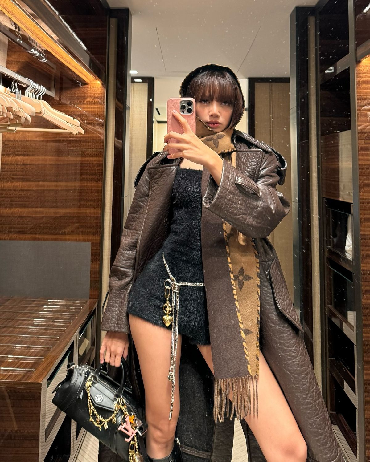 @lalalalisa_m