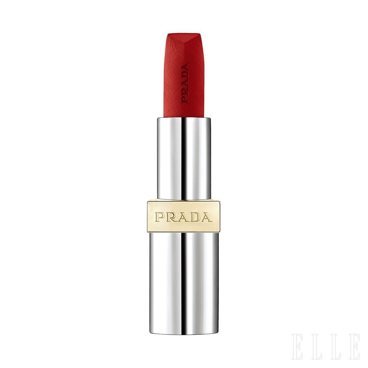 프라다 모노크롬 립스틱 하이퍼 매트, R28 푸오코, 6만원, 모두 Prada Beauty.