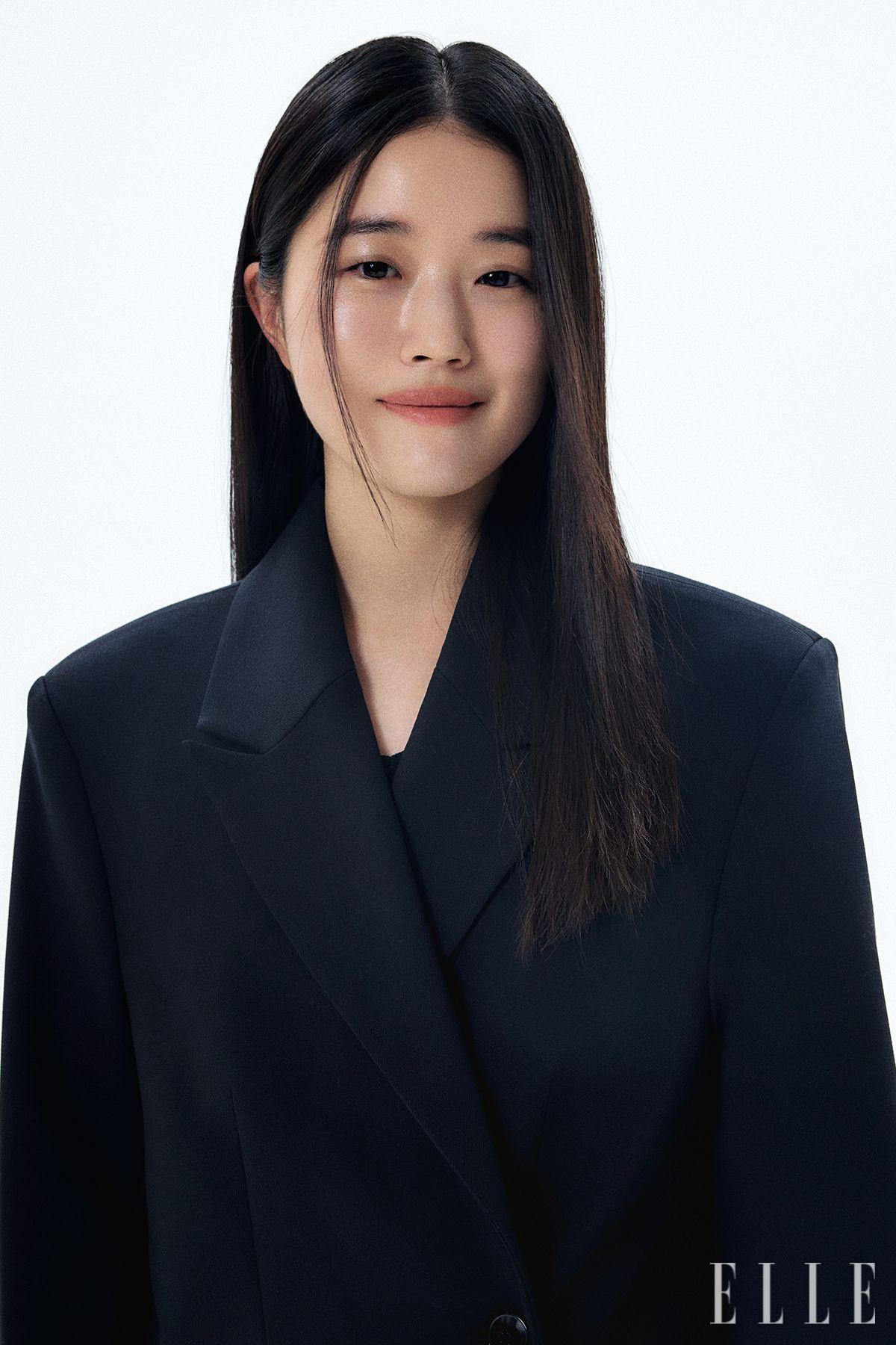 오버사이즈 재킷은 & Other Stories.