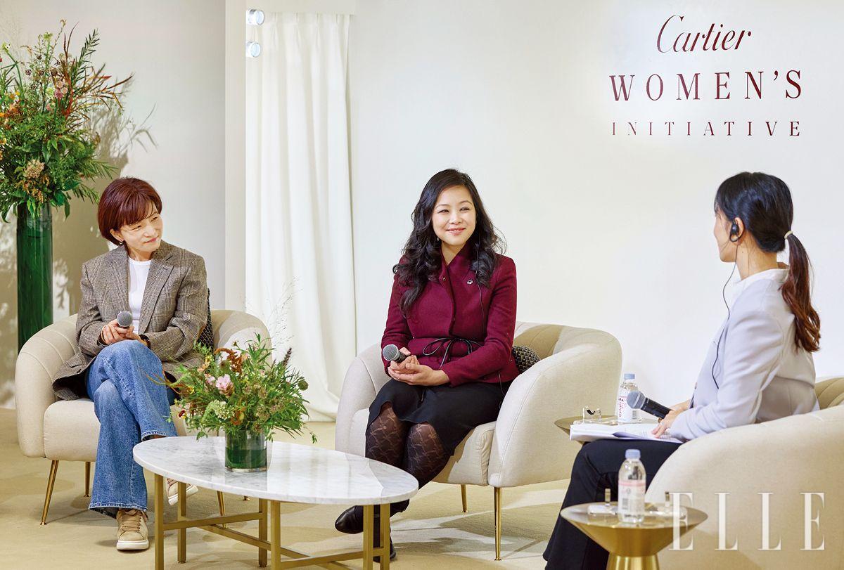 10월 24일 개최된 ‘영 리더스 살롱’에서 대담 중인 김쎄라 까르띠에 코리아 사장과 CWI 글로벌 프로그램 디렉터 윈지 신 그리고 임현주 아나운서. 