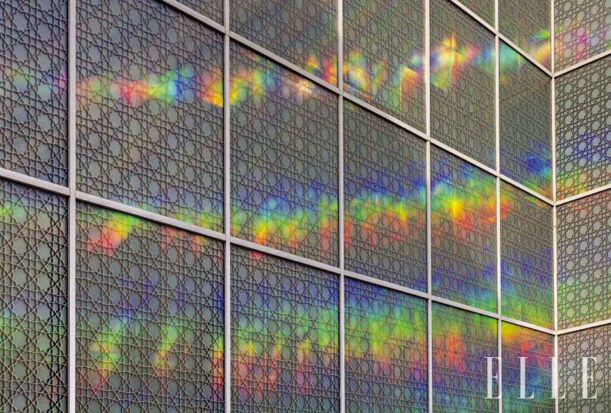  캐나다 토론토의 아가 칸 뮤지엄(Aga Khan Museum)에 설치된 ‘To Breathe’(2024).