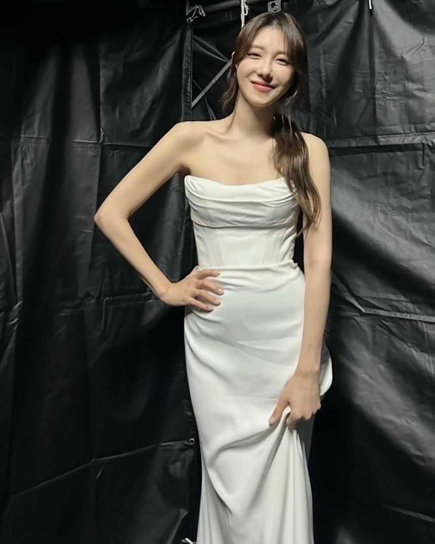 @e.jiah