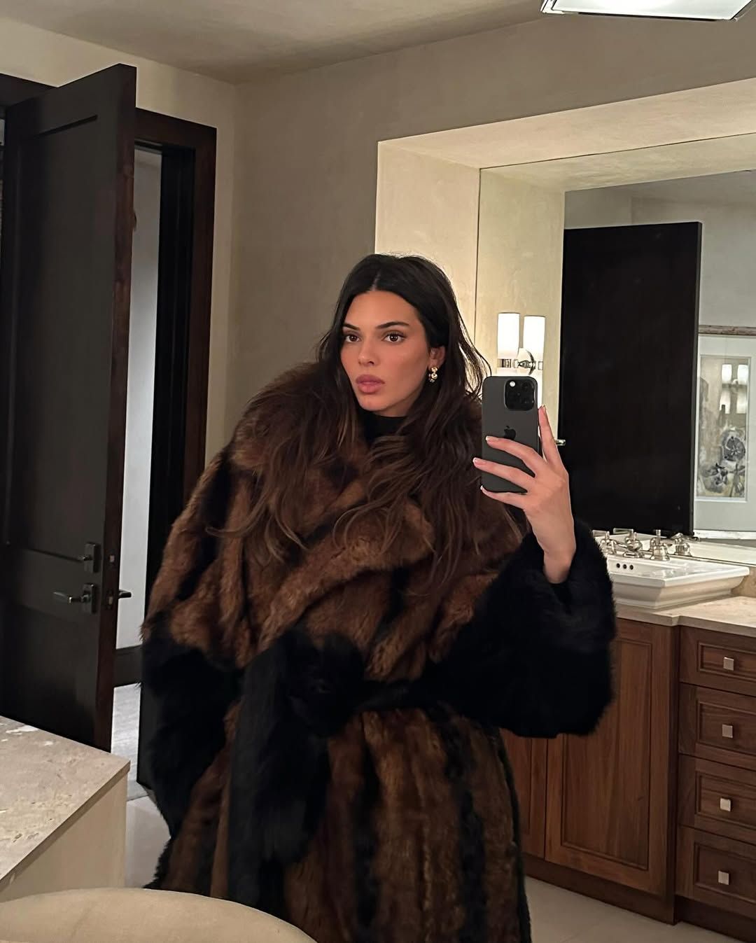 @kendalljenner