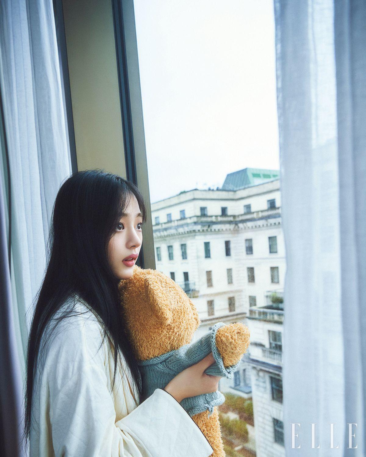 런던에서 맞이한 민지의 아침. 이번 일정도 ‘김 제리포터’와 함께! 