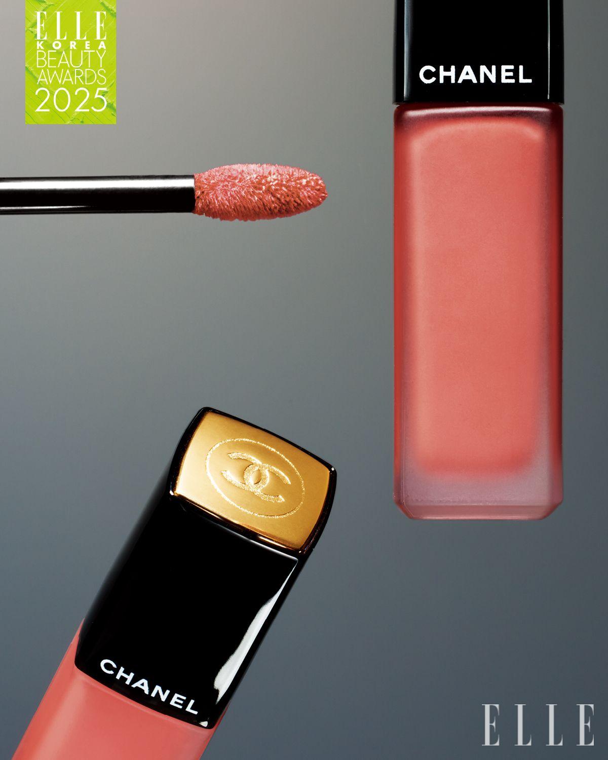 루쥬 알뤼르 벨벳 틴트 204 트루블랑뜨, 6ml 5만9천원, Chanel.