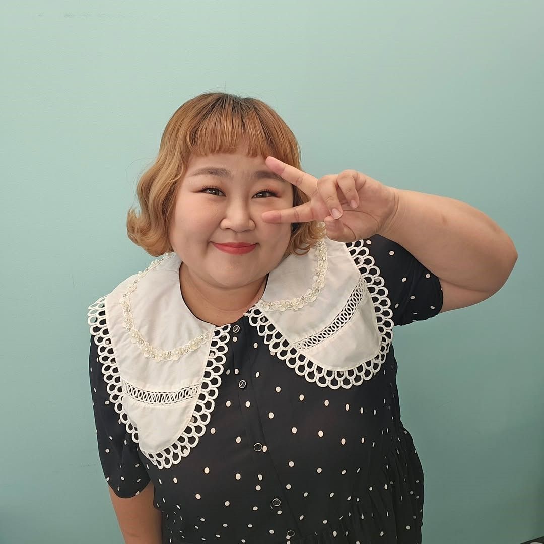 홍윤화 