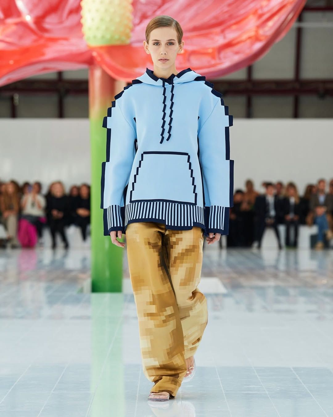 로에베 2023 S/S 컬렉션