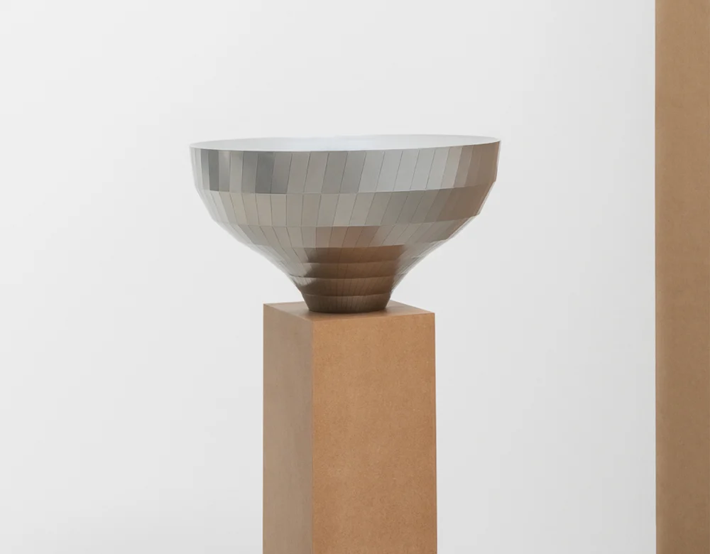 정용진 'Wavy Inverted Bowl'