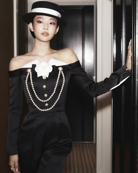 @jennierubyjane