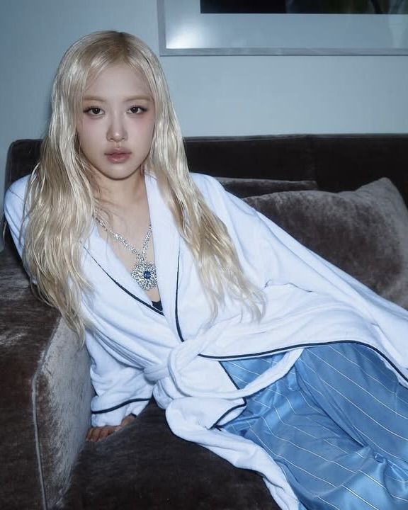 @roses_are_rosie