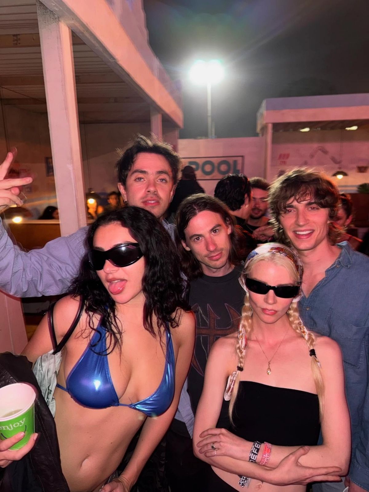 @charli_xcx
