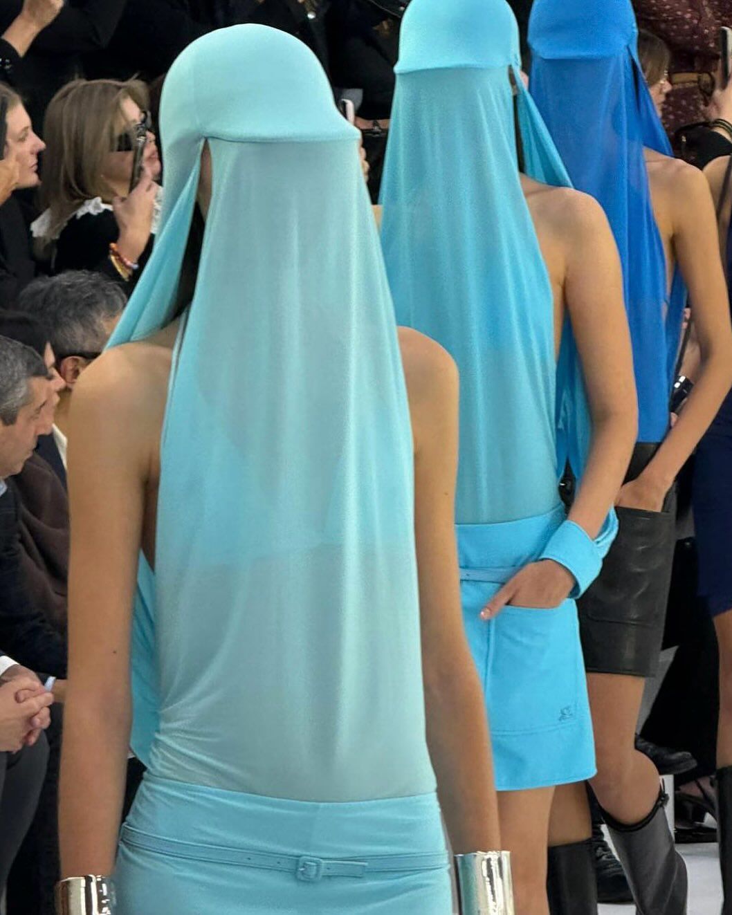 @courreges