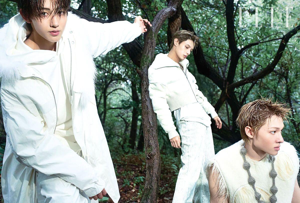 성현이 입은 퍼 아우터웨어와 후디드 톱, 팬츠는 모두 Post Archive Faction. 제임스가 입은 아우터웨어와 이너 웨어 톱, 링클 팬츠는 모두 Rick Owens. 마틴이 입은 베스트는 Lagoon1992. 네크리스는 Comme des Garçons.