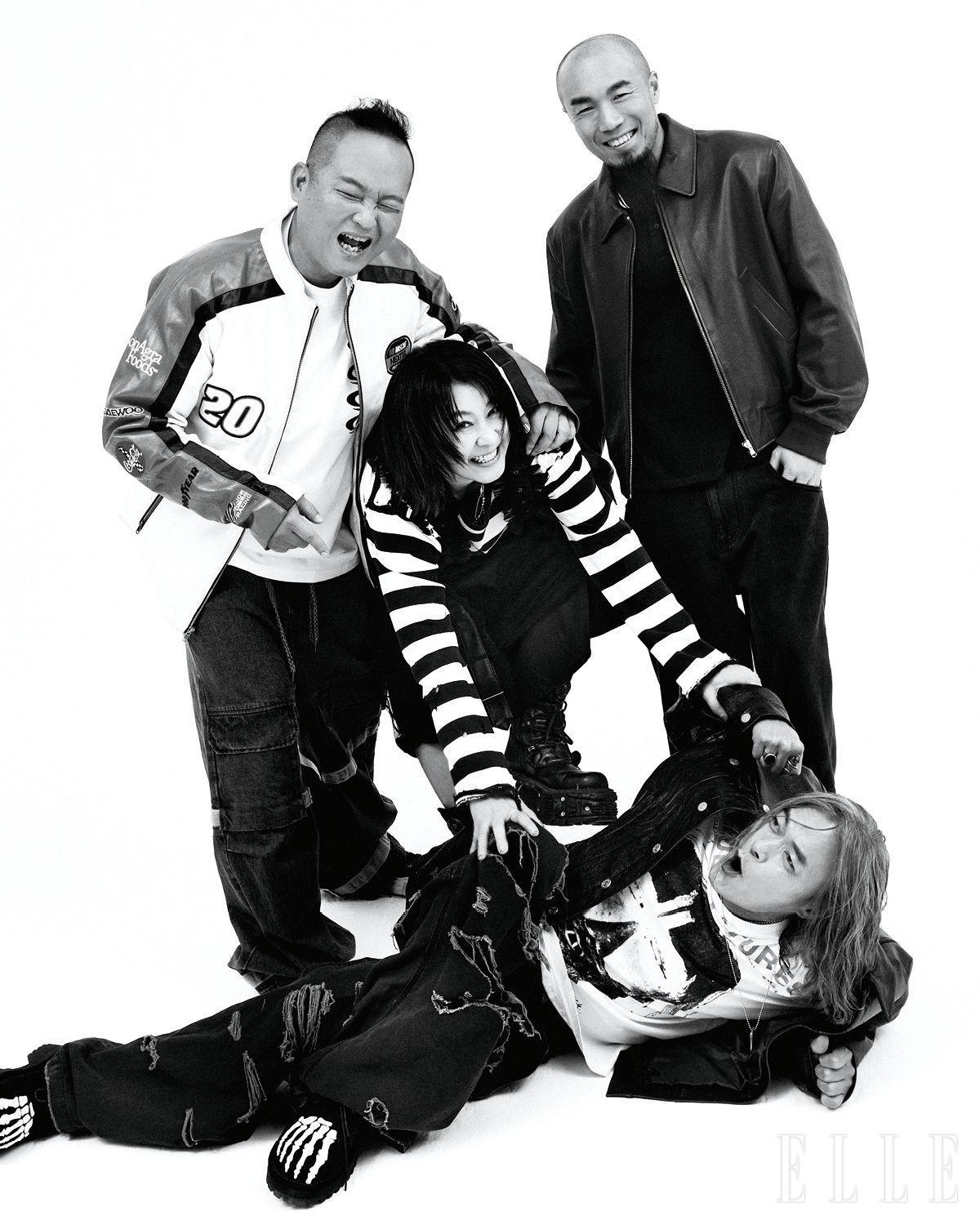 연윤근이 입은 팬츠는 Kapital. 빈티지 바이커 재킷과 슈즈는 모두 스타일리스트 소장품. 조유진이 입은 빈티지 티셔츠는 Number_(n)ine. 벨트는 스타일리스트 소장품. 정우진이 입은 오버사이즈 레더 재킷은 Martine Rose. 링은 모델 소장품. 손스타가 입은 레더 재킷은 Recto. 티셔츠는 스타일리스트 소장품.