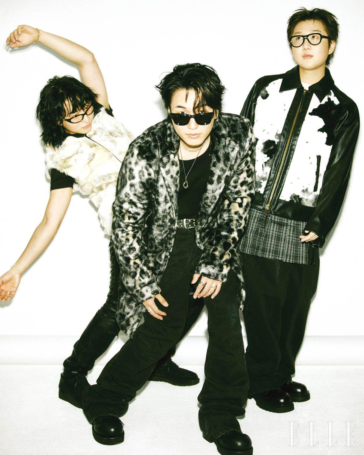 동규가 입은 퍼 베스트와 티셔츠는 모두 Lecyto. 액세서리는 Numbering. 선글라스는 Gentle Monster. 팬츠와 슈즈는 모두 스타일리스트 소장품. 다니엘이 입은 퍼 재킷은 John Varvatos. 선글라스는 Ray-Ban. 액세서리는 Numbering. 이너 웨어 톱과 팬츠, 슈즈는 모두 스타일리스트 소장품. 순종이 입은 레더 재킷은 Camphor wood. 스커트는 Lecyto. 팬츠와 액세서리, 슈즈는 모두 스타일리스트 소장품. 아이웨어는 아티스트 소장품. 