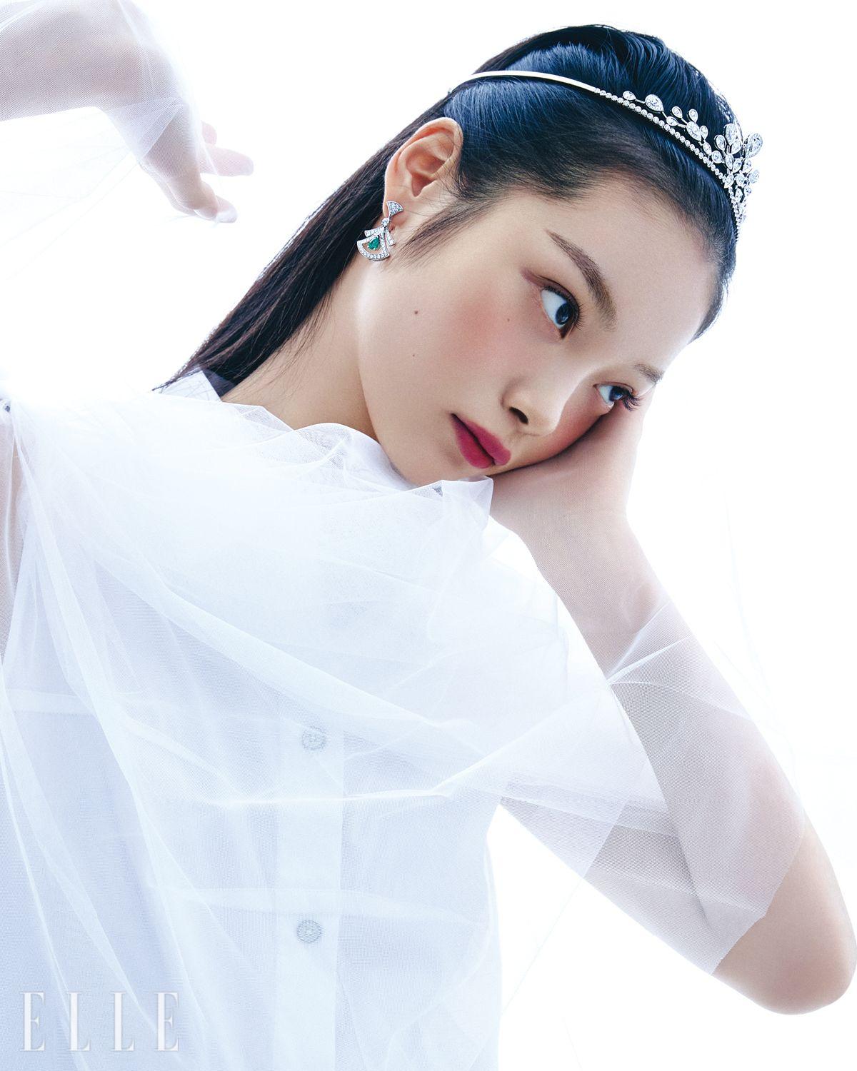 이미지 캡션 영역