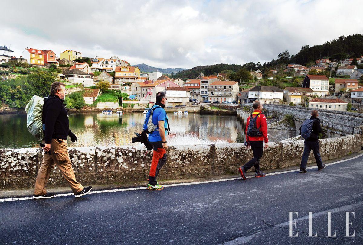 포르투갈 길을 지나는 순례자들.