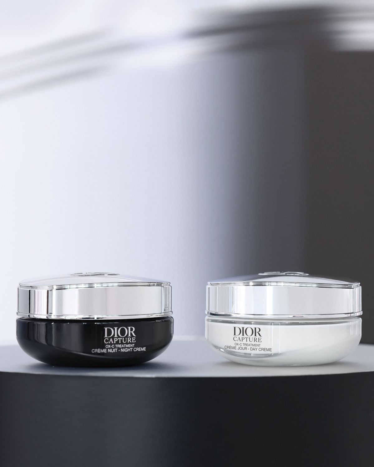 디올 캡춰 크렘므 뉘, 23만4천원대, 디올 캡춰 크렘므 주르 19만원대 모두 Dior Beauty. 