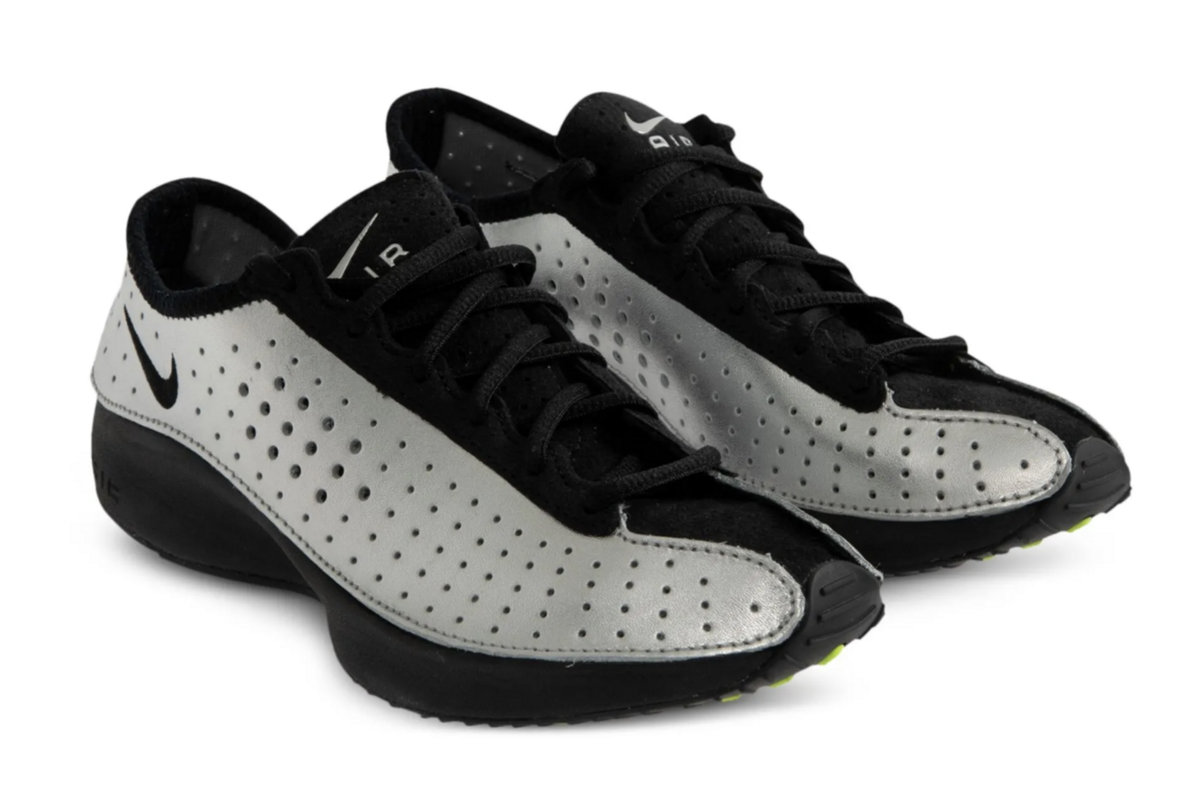 에어 슈퍼플라이 스니커즈