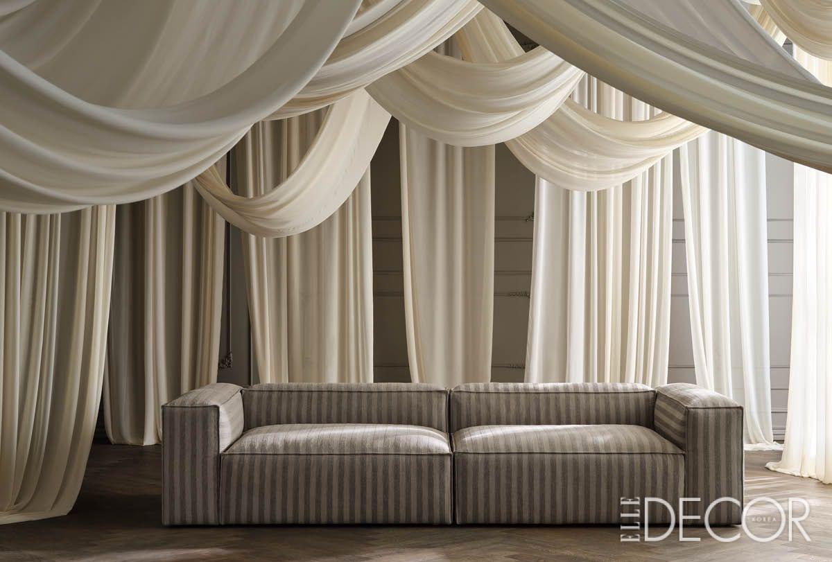 선명하고 대담한 스트라이프 패턴의 리노르 패브릭을 적용했다. 이 소재는 ‘오코텍스 스탠더드 100(OEKO-TEXⓇ STANDARD 100)’ 인증을 획득했다. 