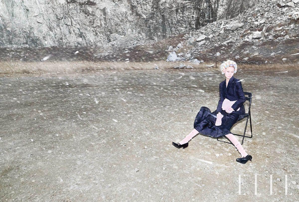 이미지 캡션 영역