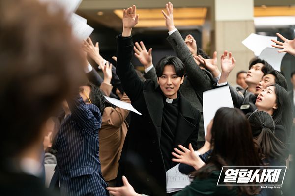 <열혈사제> 스틸컷 