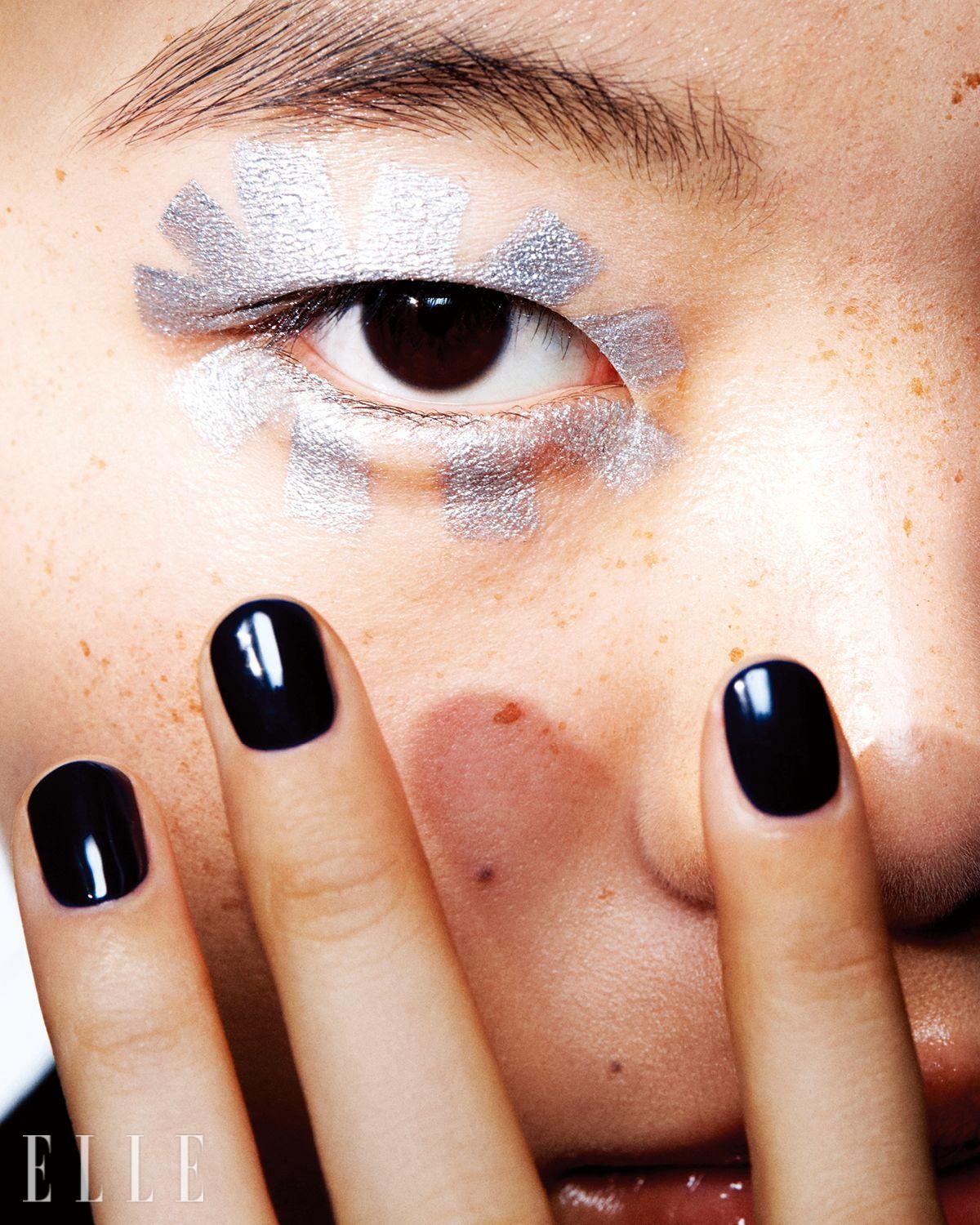 이미지 캡션 영역