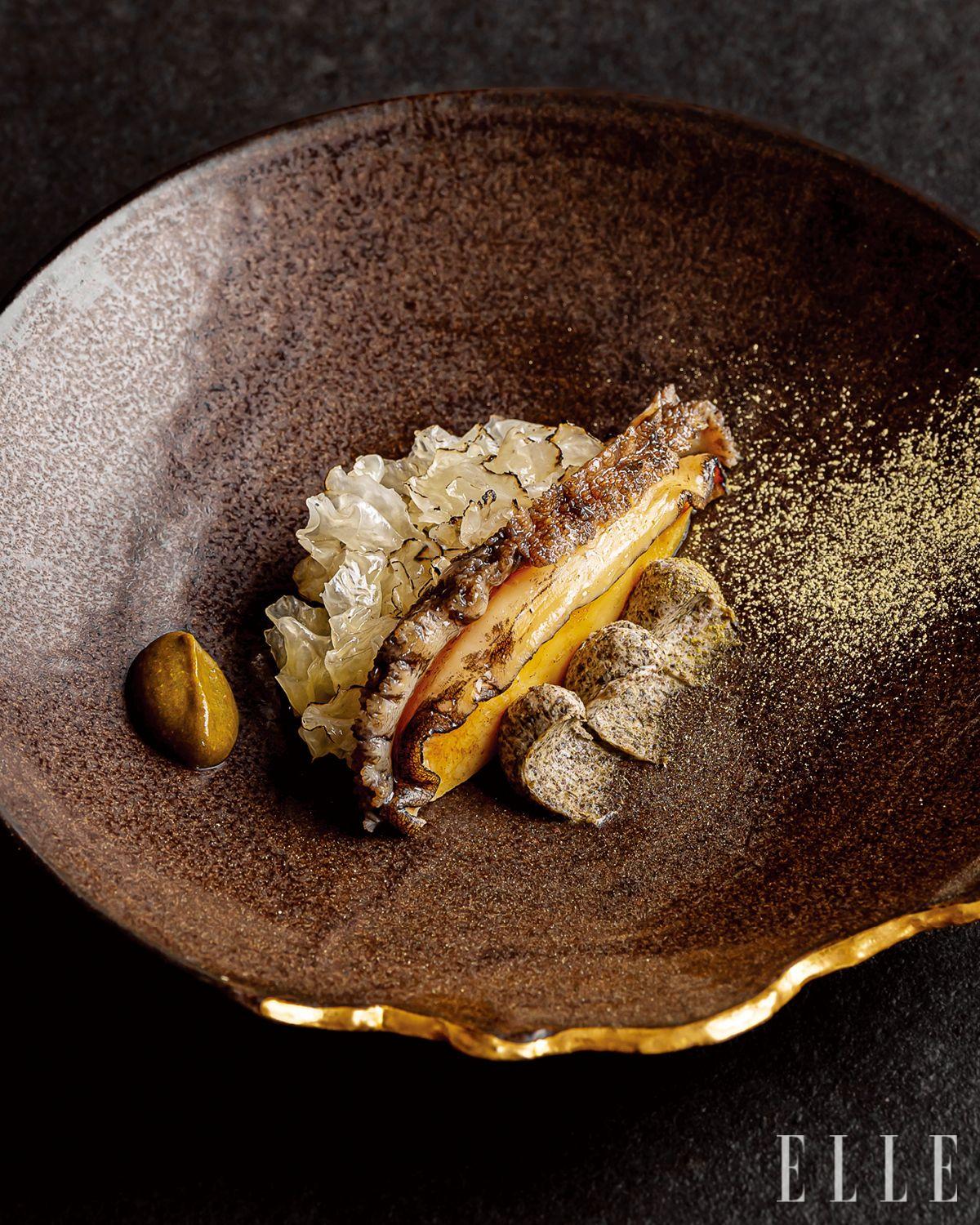 김과 마스카포네를 섞은 ‘미세스 김전복’.