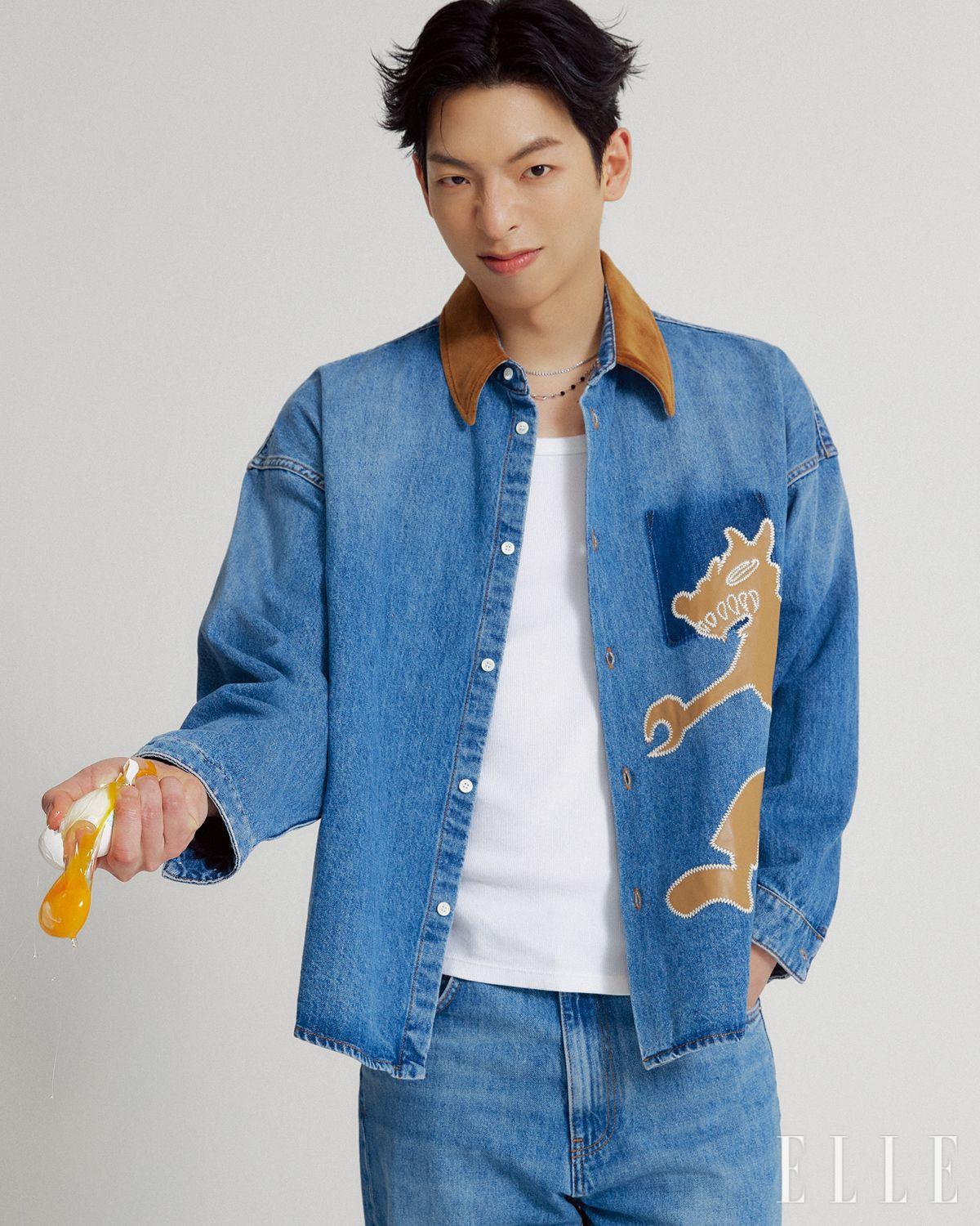 데님 세트업은 Marni. 