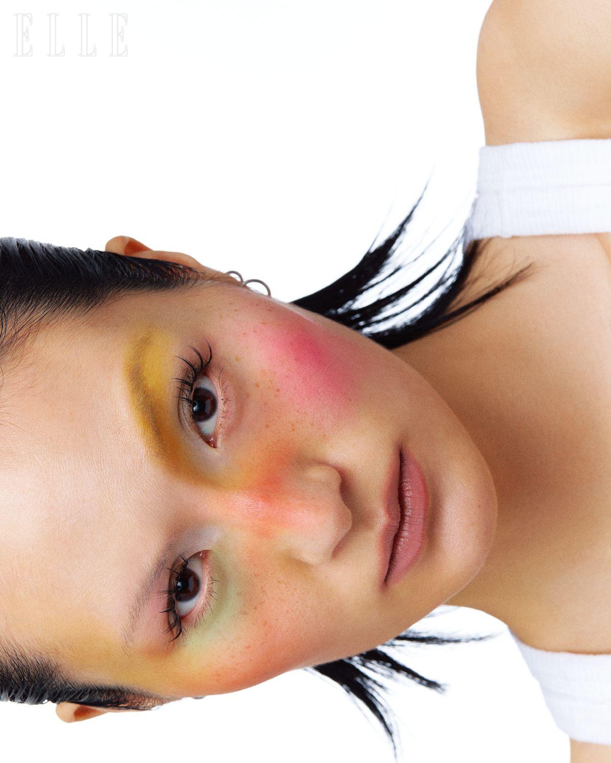 이미지 캡션 영역