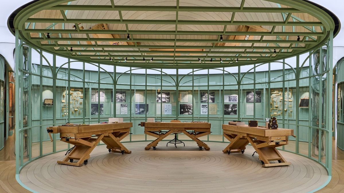 아니에르 공방의 금속 장식 양식에서 영감을 받아 탄생한 '공방(Workshop) 룸'