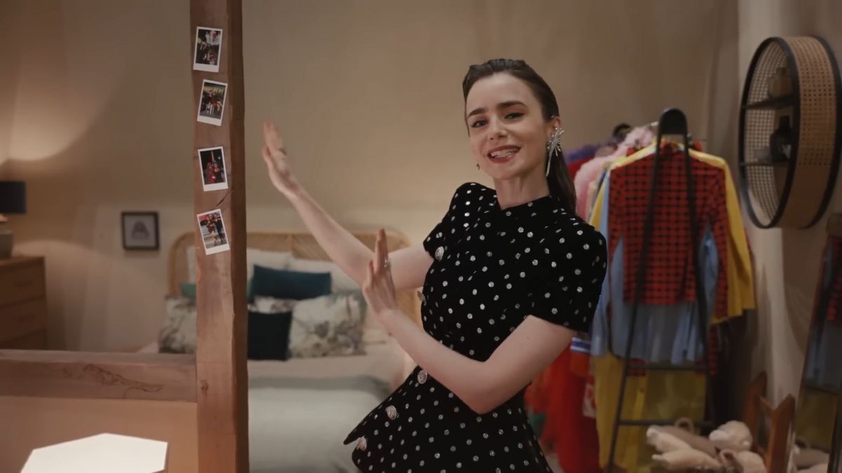 <에밀리, 파리에 가다> 릴리 콜린스 