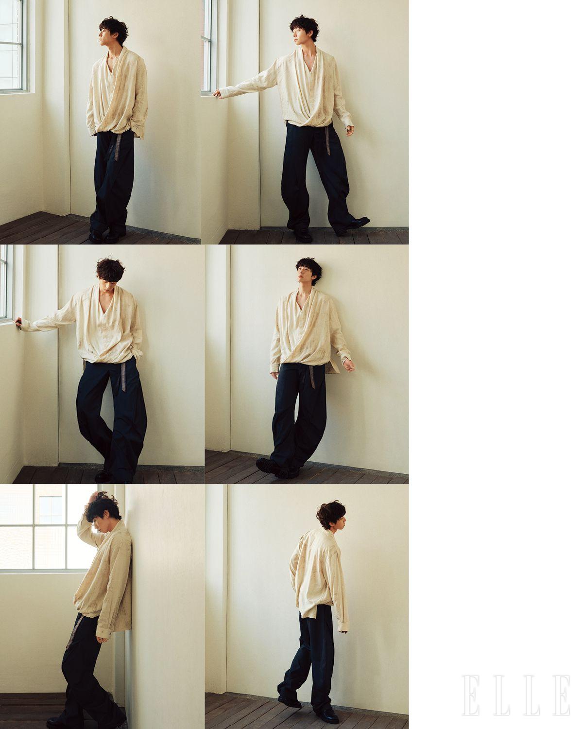 드레이프 셔츠와 벨티드 팬츠는 모두 Jiyong Kim by 10 Corso Como Seoul. 블랙 더비 슈즈는 스타일리스트 소장품.