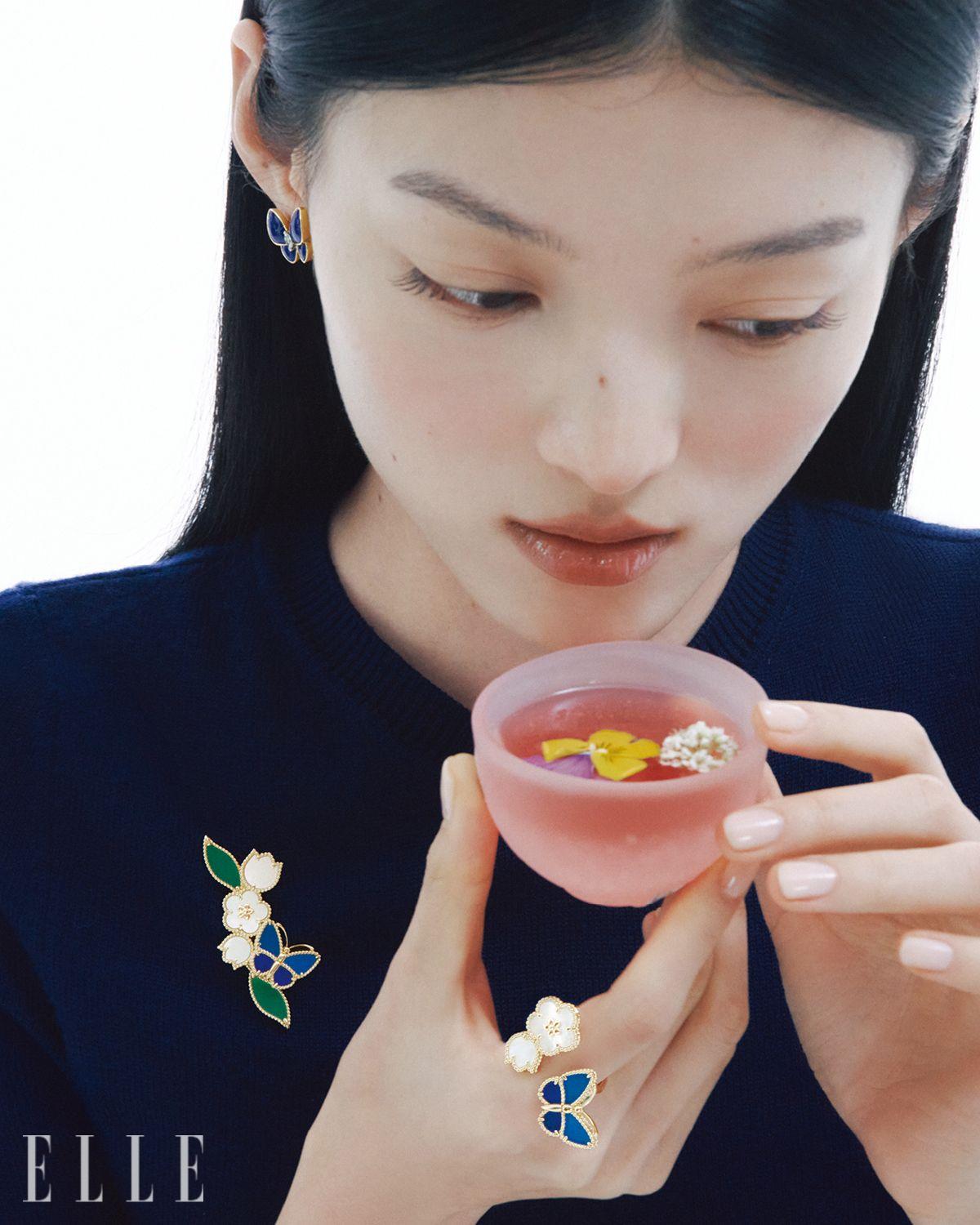 이미지 캡션 영역