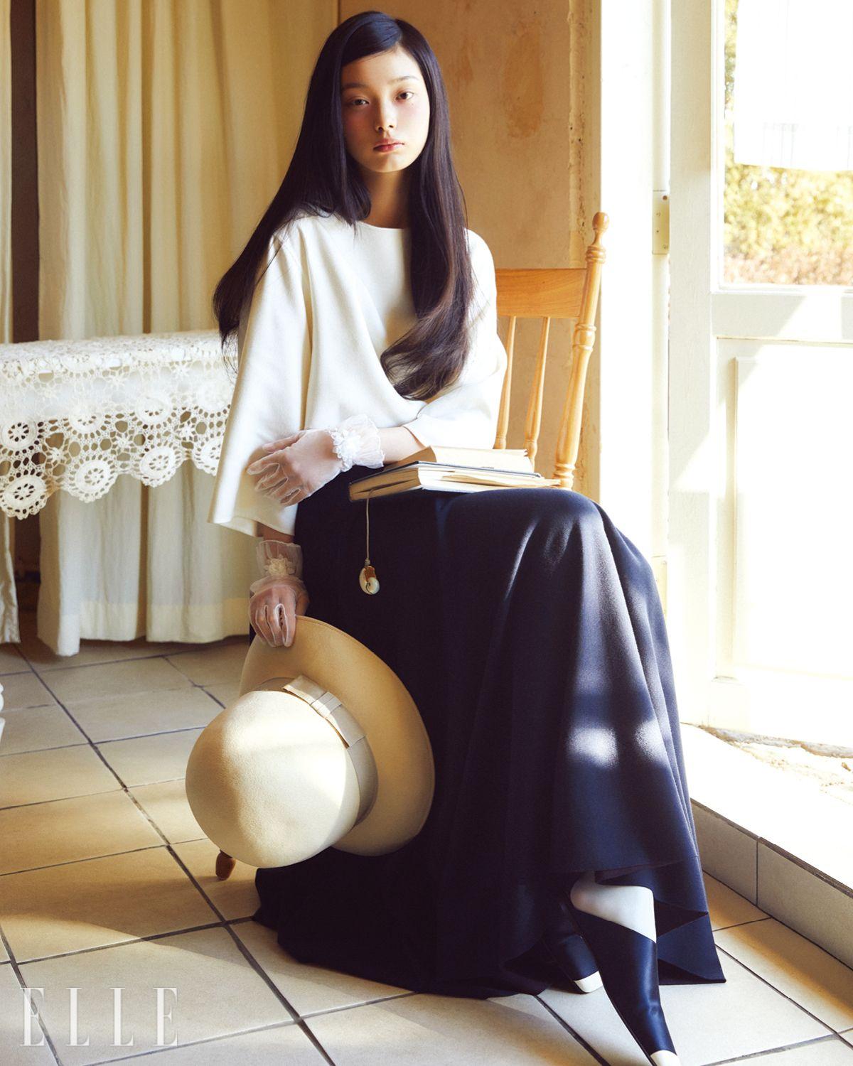 이미지 캡션 영역