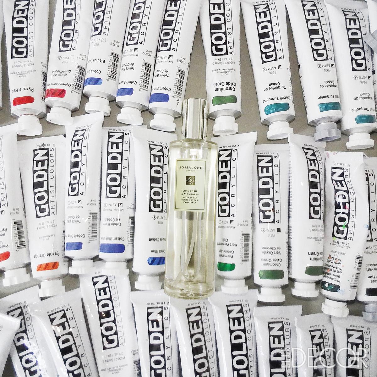 이미지 캡션 영역