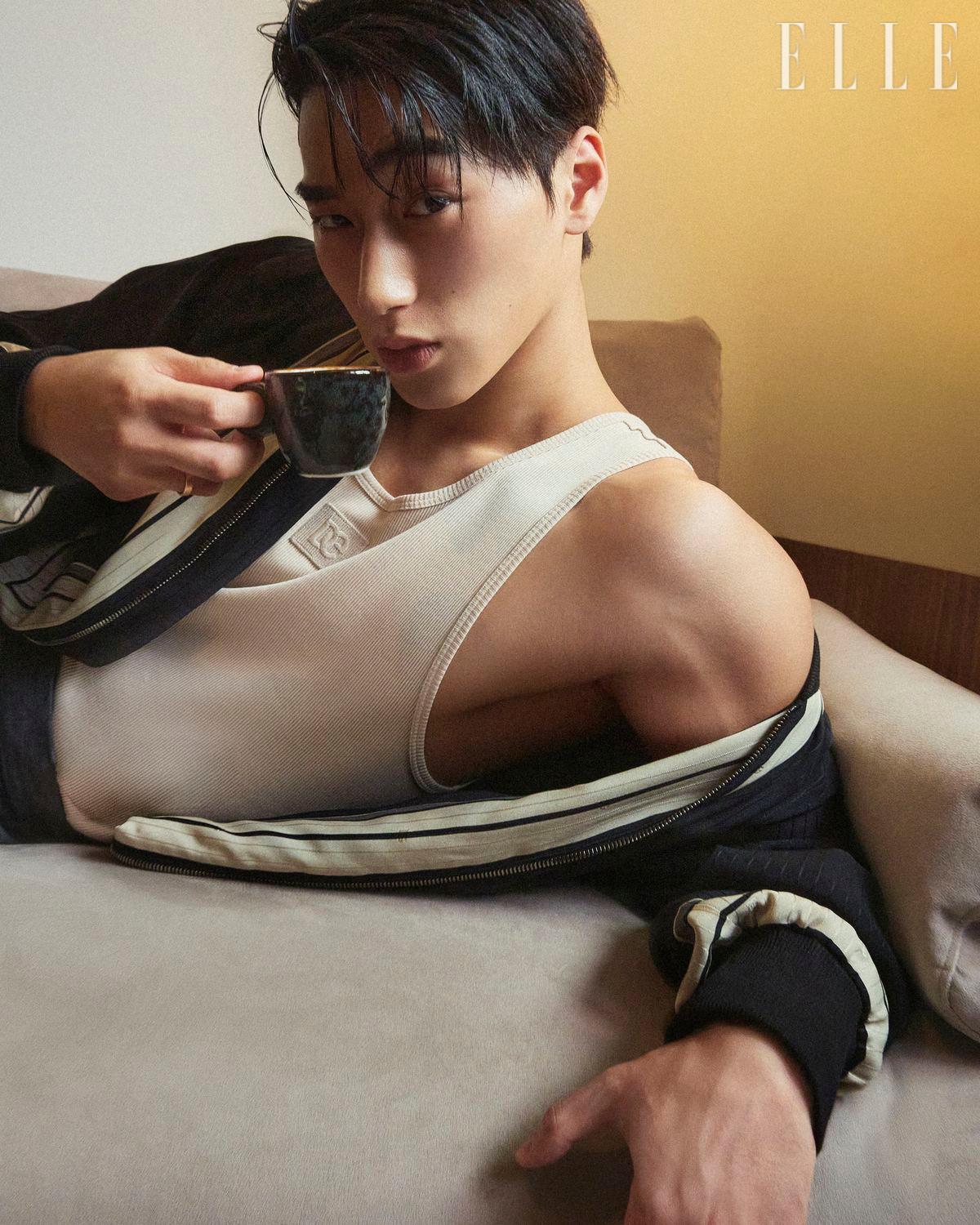 이미지 캡션 영역