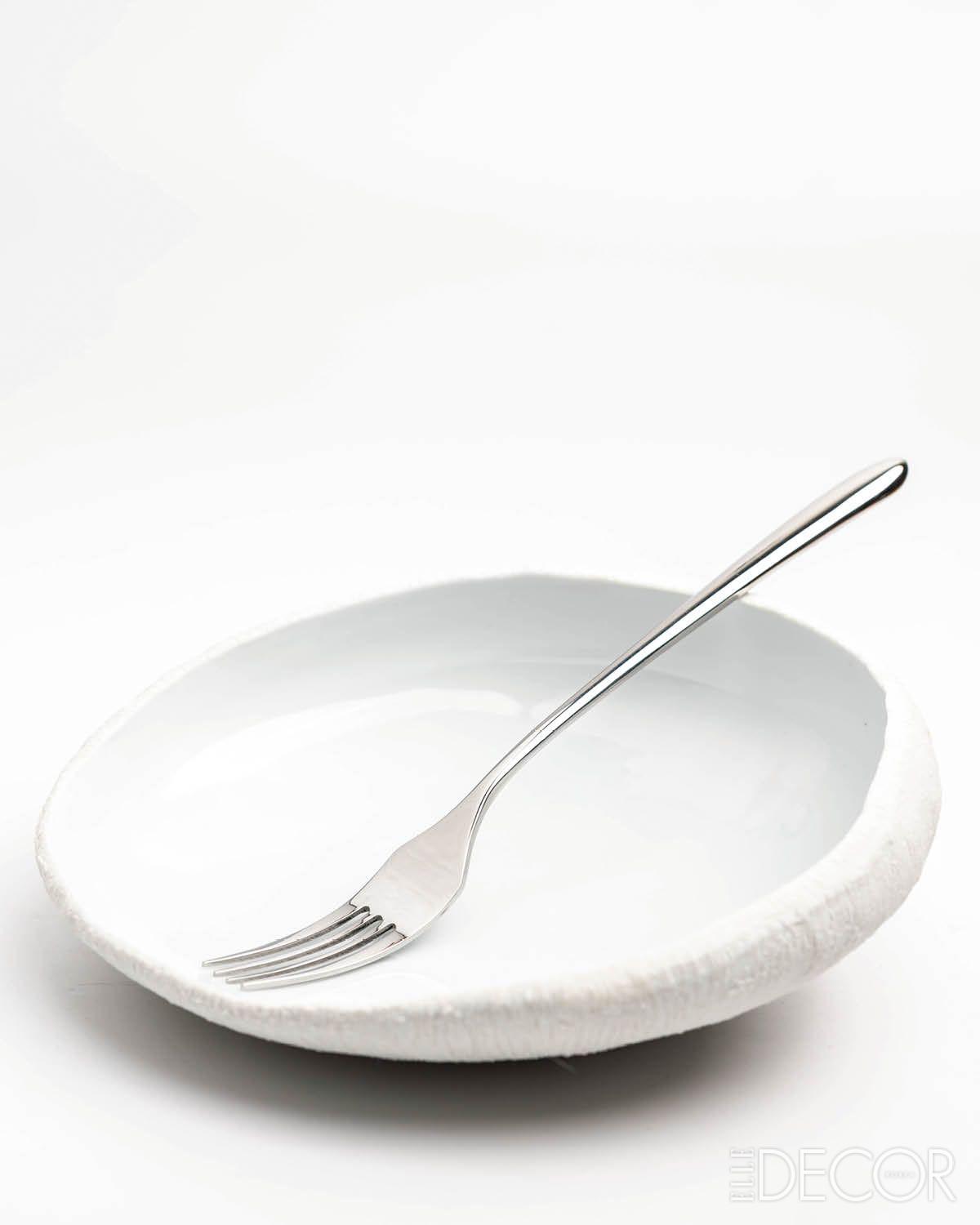 포르투갈을 대표하는 건축가 마누엘 아이레스 마테우스(Manuel Aires Mateus)와 협업으로 탄생한 ‘아이레스 마테우스’ 시리즈.