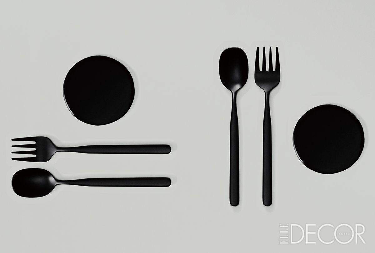 유려하고 이음매 없는 곡선 형태의 호랑 매트 에디션.